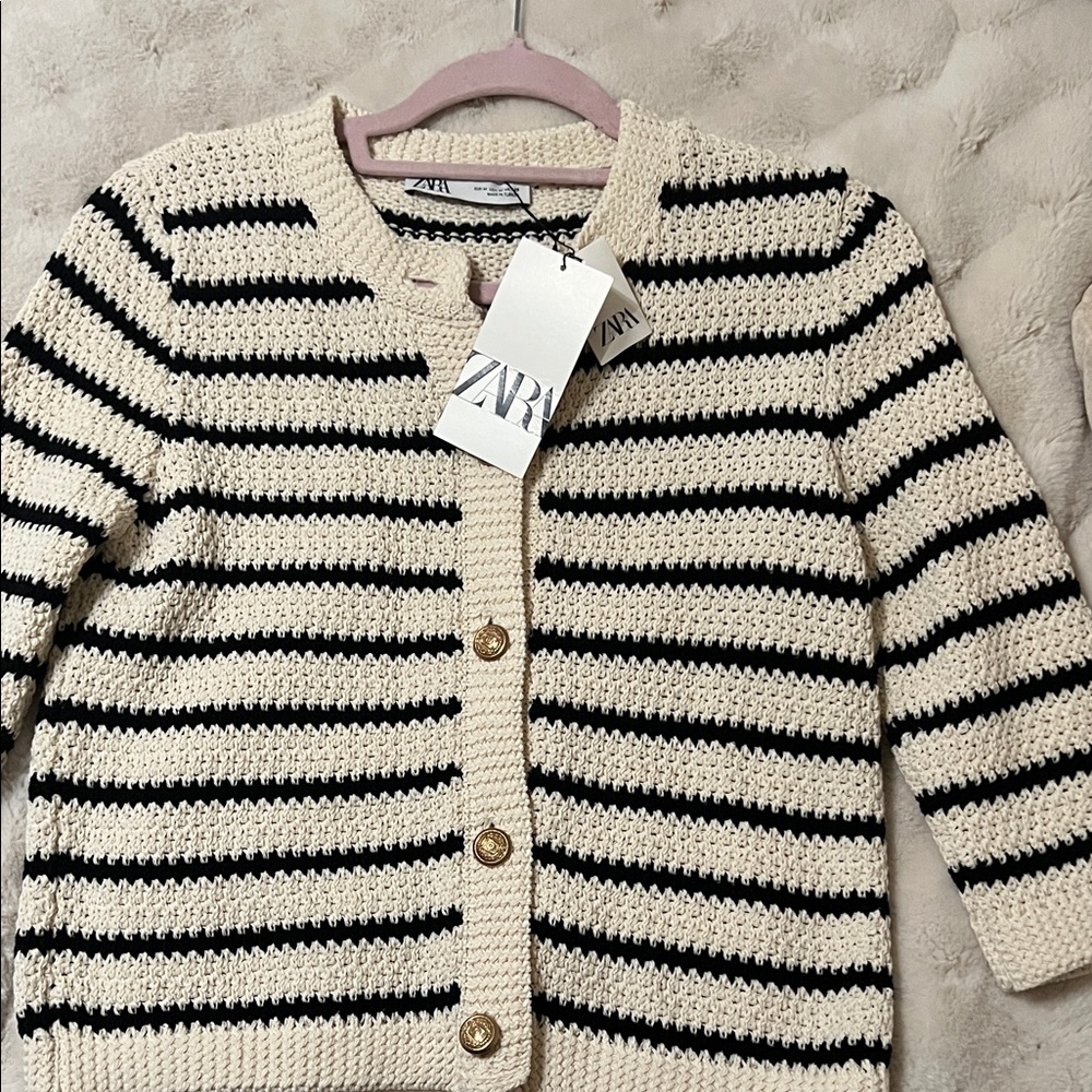 Zara Cream and Black Striped Knit Sweater